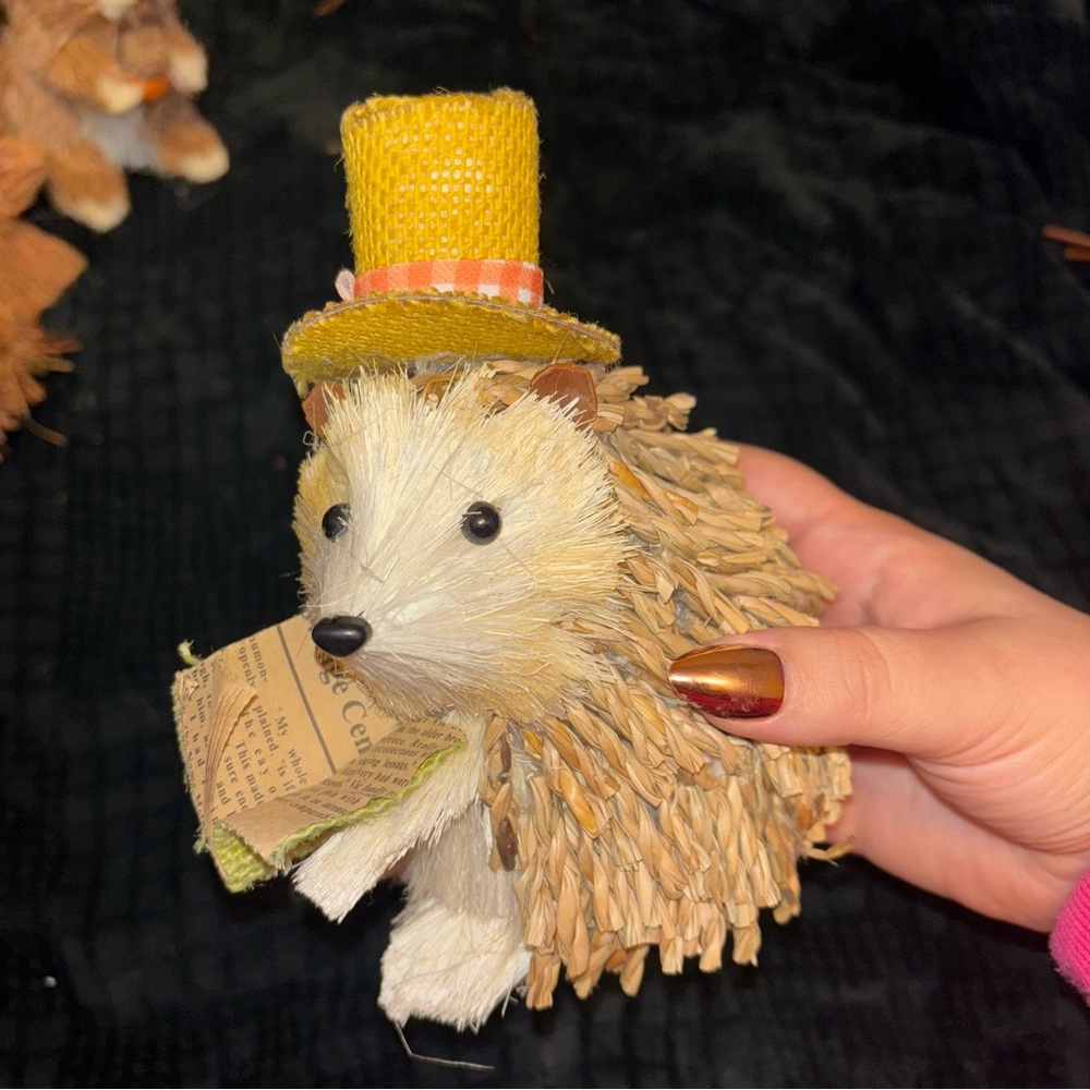 Straw Animal Decor - Set of 4 Animals - Picture 6 of 15